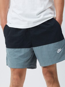 شلوارک نایک