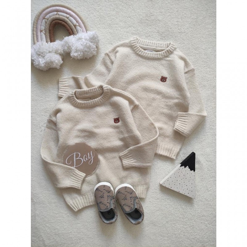 بلوز بافت شیری با گلدوزی خرس