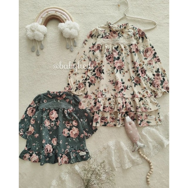 پیراهن گلهای بهاری