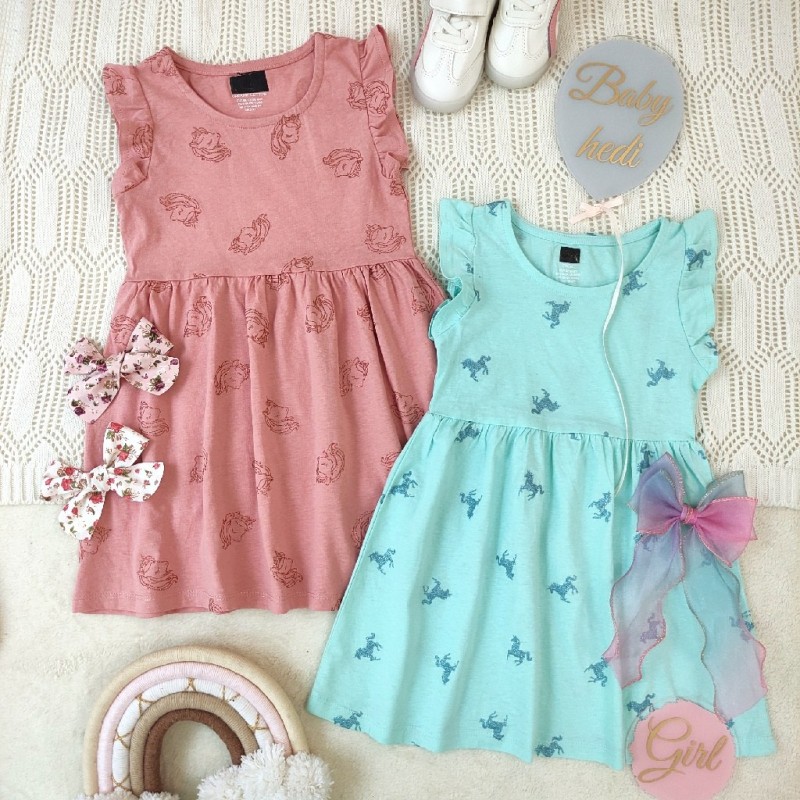 پیراهن های اسب تک شاخ اکلیلی