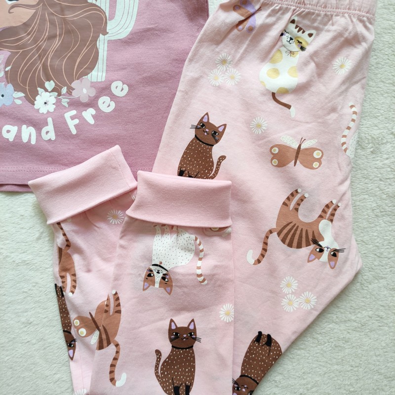 شلوار صورتی گربه ای