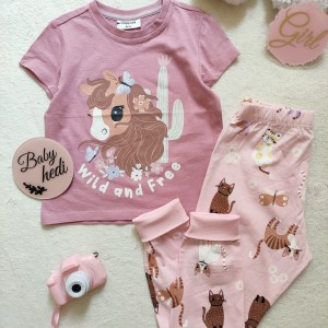 تی شرت اسب تک شاخ