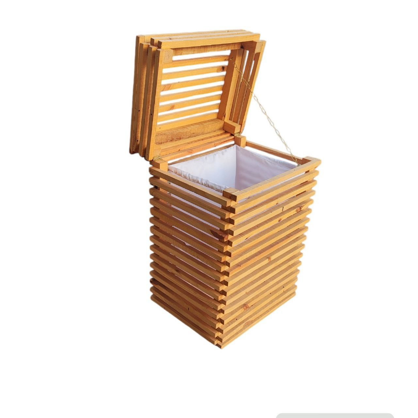 سبد چوبی رخت چرک