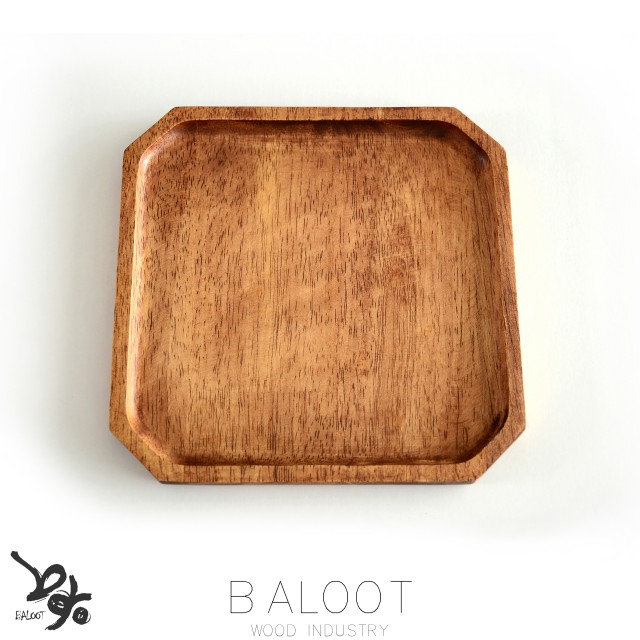 پیش دستی چوبی گوشه‌دار مربع ۱۸ سانت (چوب رابرود) – کد 3358
