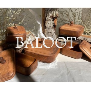 قندان چوبی مستطیل درب‌دار  ۱۸×۱۲×۷ – کد ۴۴۳۷