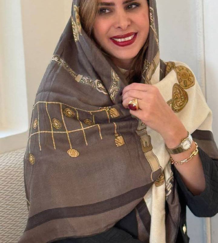 روسری نخی طرحدار