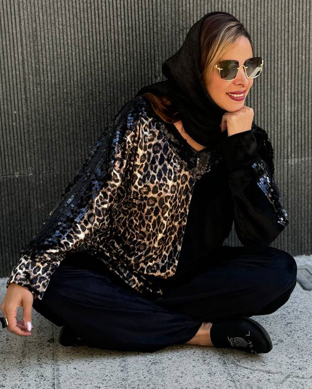 بلوز مخمل پلنگی پولکی