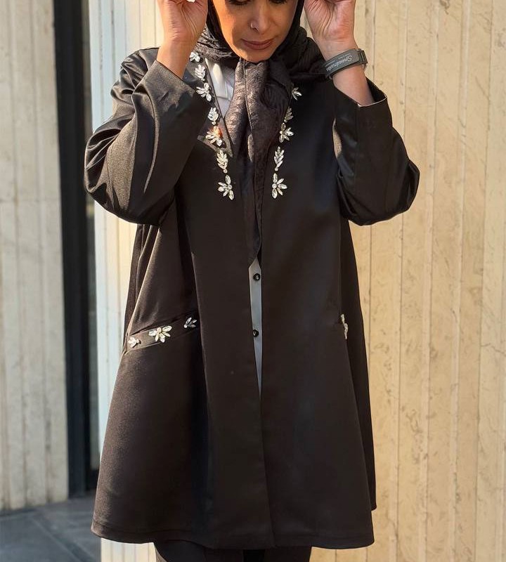 مانتو ساتن کار شده