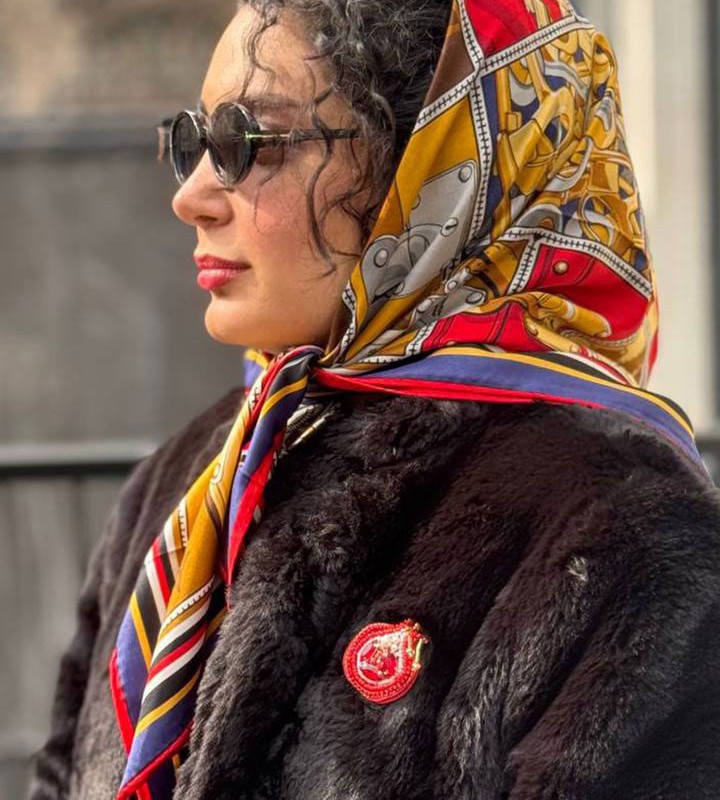 روسری ساتن طرحدار