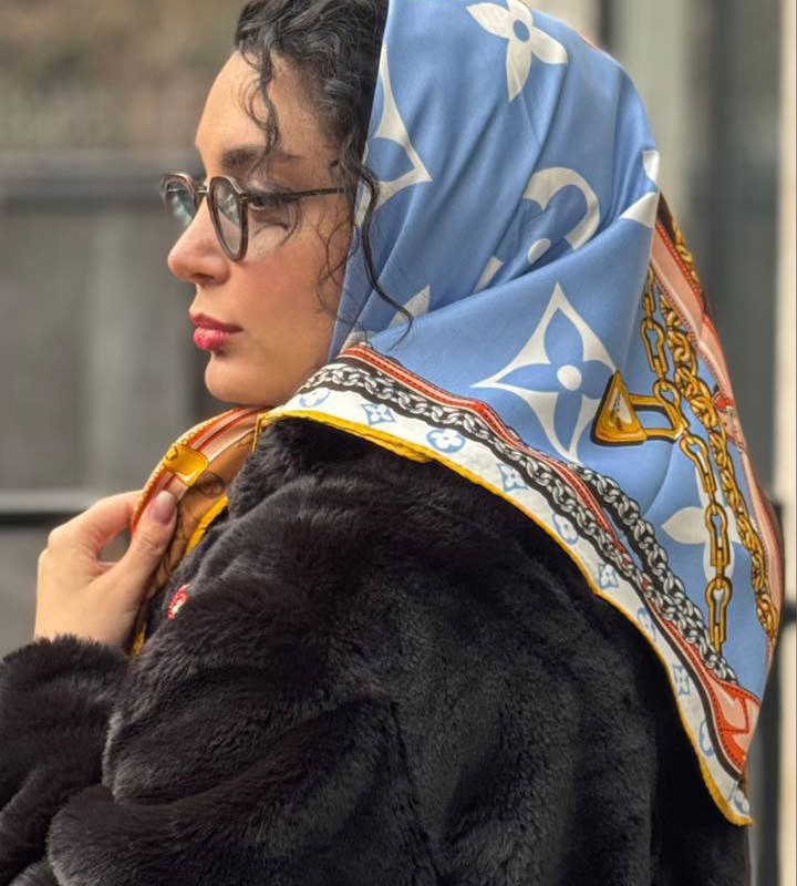 روسری ساتن طرحدار