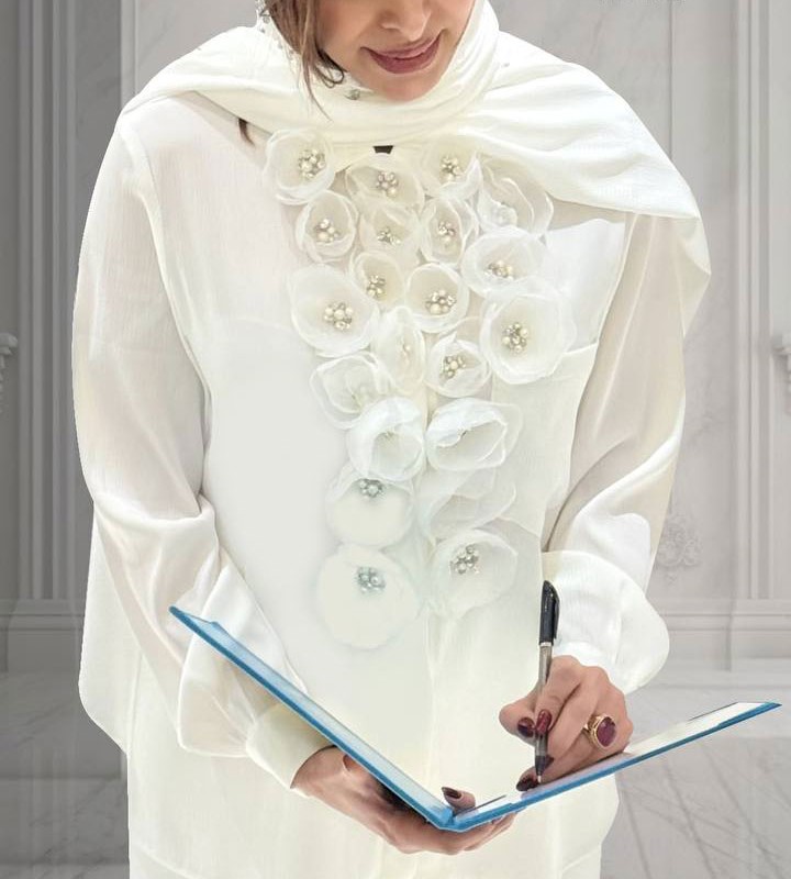 شومیز گل برجسته