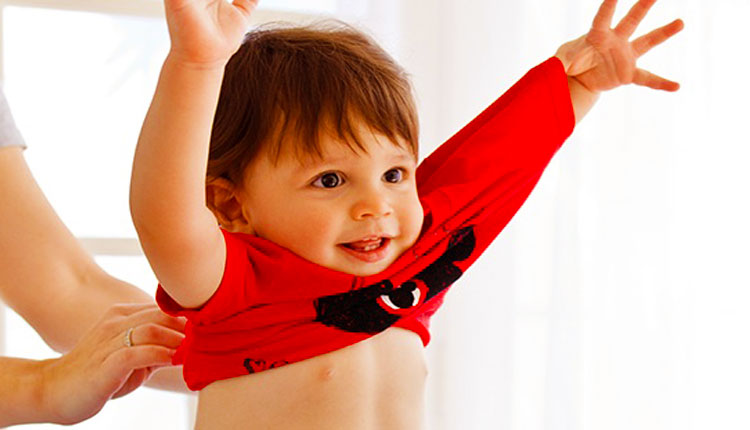 راهنمای ست کردن لباس بچه