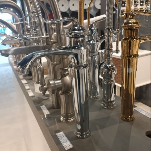 شیر روشویی پایه بلند سکه مدل هلن