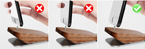 نحوه قرار دادن گوشی روی پایه شارژ رومیزی بیسوس duowood