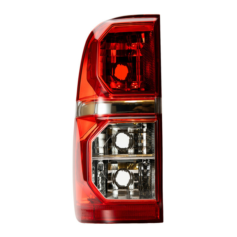 چراغ خطر عقب تویوتا-لکسوس جنیون پارتس مدل 815610K150 مناسب برای تویوتا هایلوکس