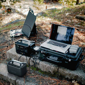 ژنراتور برقی خورشیدی اکوفلو مدل RIVER 2 Portable Power Station ظرفیت 256 وات ساعت