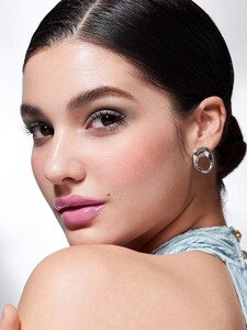 حجم دهنده لب  POUT-PERFECT SHINE LIP PLUMPER-MAKIN' ME BLUSH شیگلم SHEGLAM