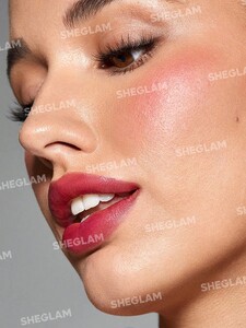 تینت لب و گونه ‏FOR THE FLUSH  رنگ ‏ ‏IT'S CHILI شیگلم SHEGLAM