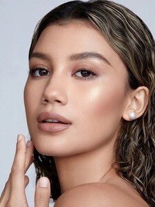 هایلایتر استیکی SNATCH 'N' GLOW رنگ BELLINI BRUNCH شیگلم SHEGLAM