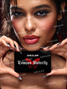 پالت برق لب Phantom's Kiss شیگلم SHEGLAM