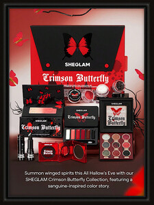 پالت برق لب Phantom's Kiss شیگلم SHEGLAM