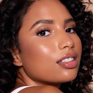 کرم پودر آبرسان SKINFINITE HYDRATING رنگ  CASHEW شیگلم SHEGLAM