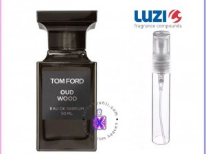عطر تاام فوررد عود وود لوزی