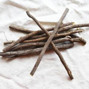 اسانس شیرین بیان