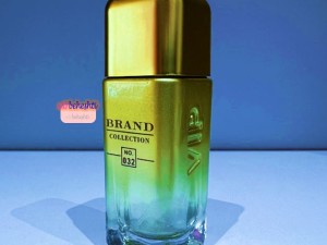 عطر کارولینا هررا 212 وی ای پی کلاب ادیشن برند کالکشن 032 - عطر بهشتی