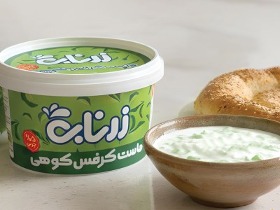 ماست و کرفس یک ترکیب سالم و مغذی