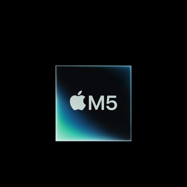 MDVQ4 مک بوک ایر M5 15 اینچ آبی آسمانی؛ تراشه Apple M5؛ تصویر معرفی تراشه مشترک این خانواده