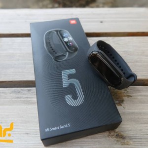 مچ بند هوشمند شیائومی مدل Xiaomi Mi Band 5 در بروزکالا