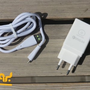 شارژر دیواری دبلیو یو دبلیو مدل T27 به همراه کابل تبدیل USB-C در بروزکالا