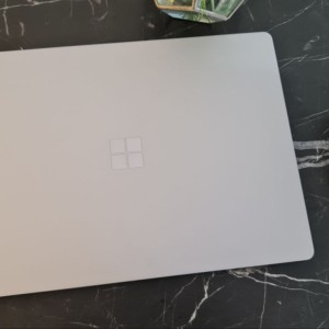 کار کرده دیجیتال  مایکروسافت سرفیس لپ تاپ مدل Microsoft surface laptop 1  با 128 گیگابایت  SSD در بروزکالا