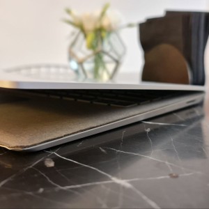 کار کرده دیجیتال  مایکروسافت سرفیس لپ تاپ مدل Microsoft surface laptop 1  با 128 گیگابایت  SSD در بروزکالا