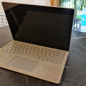 کار کرده دیجیتال  مایکروسافت سرفیس لپ تاپ مدل Microsoft surface laptop 1  با 128 گیگابایت  SSD در بروزکالا