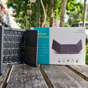 کیبورد وماوس بیسیم  Foldable keyboard with touchpad در بروزکالا
