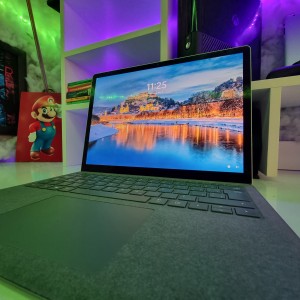 کارکرده دیجیتال لپ تاپ مایکروسافت مدل Microsoft Surface Laptop 3 /13.5 inch/ 512G SSD / INTEL / 16GB /Core i5 1035G7 در بروزکالا