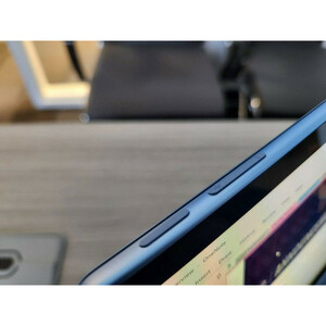 استوک-تبلت مایکروسافت مدل Surface Pro 9-i5 1235U ظرفیت 256 گیگابایت و رم 8 گیگابایت