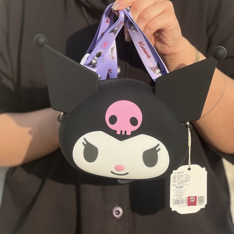 کیف دوشی اورجینال سانریو طرح کرومی سایز بزرگ