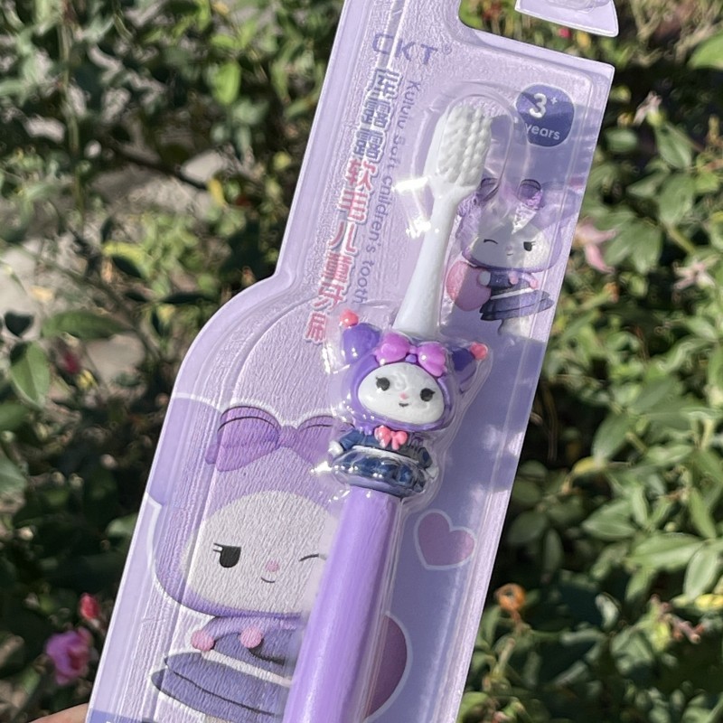 مسواک نرم با طرحهای فانتزی