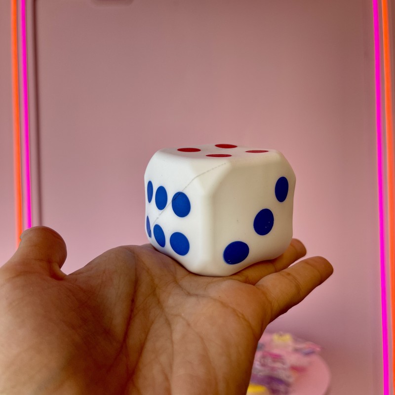 فیجت نرمالو طرح تاس