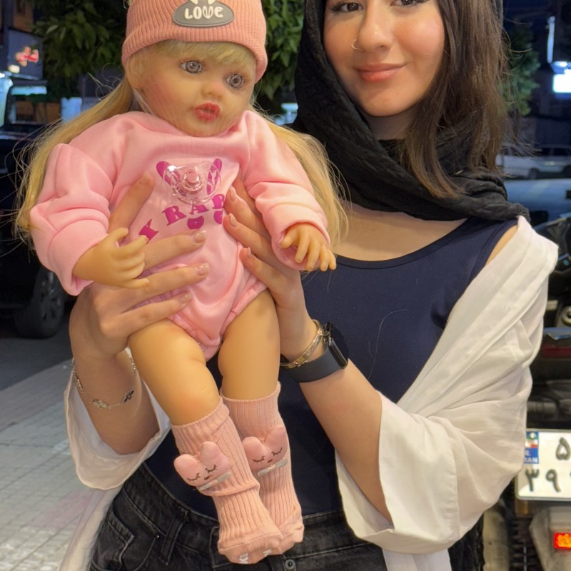 عروسک سیلیکونی هوشمند