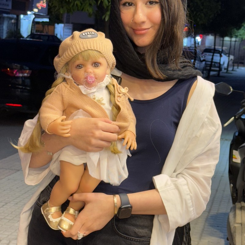 عروسک سیلیکونی هوشمند