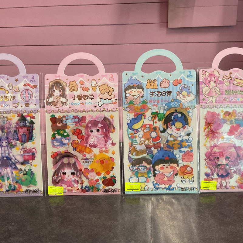 استیکر  دختر انیمه‌ای