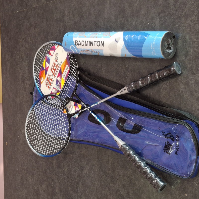 بدمینتون  به همراه ۱۰عدد توپ (عمده)