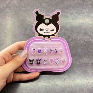 ناخن مصنوعی