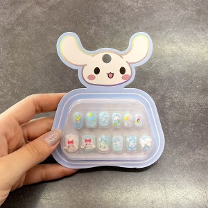 ناخن مصنوعی