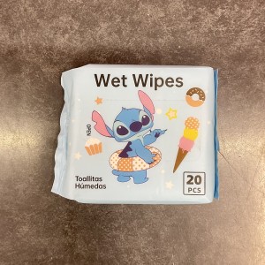 دستمال مرطوب