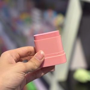 رژگونه ۰۵